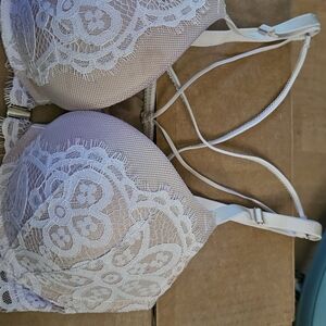 Victoria's Secret Pushup Lace Bra in White And Cream